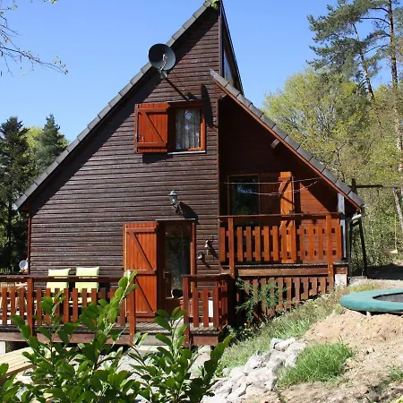 Pretty In With Private Pool 펜션 Beaulieu (Cantal)