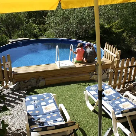 Pretty In With Private Pool * Beaulieu (Cantal)